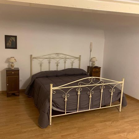 La Casa Di Stefania 2 Centro Storico Apartment Лече Екстериор снимка
