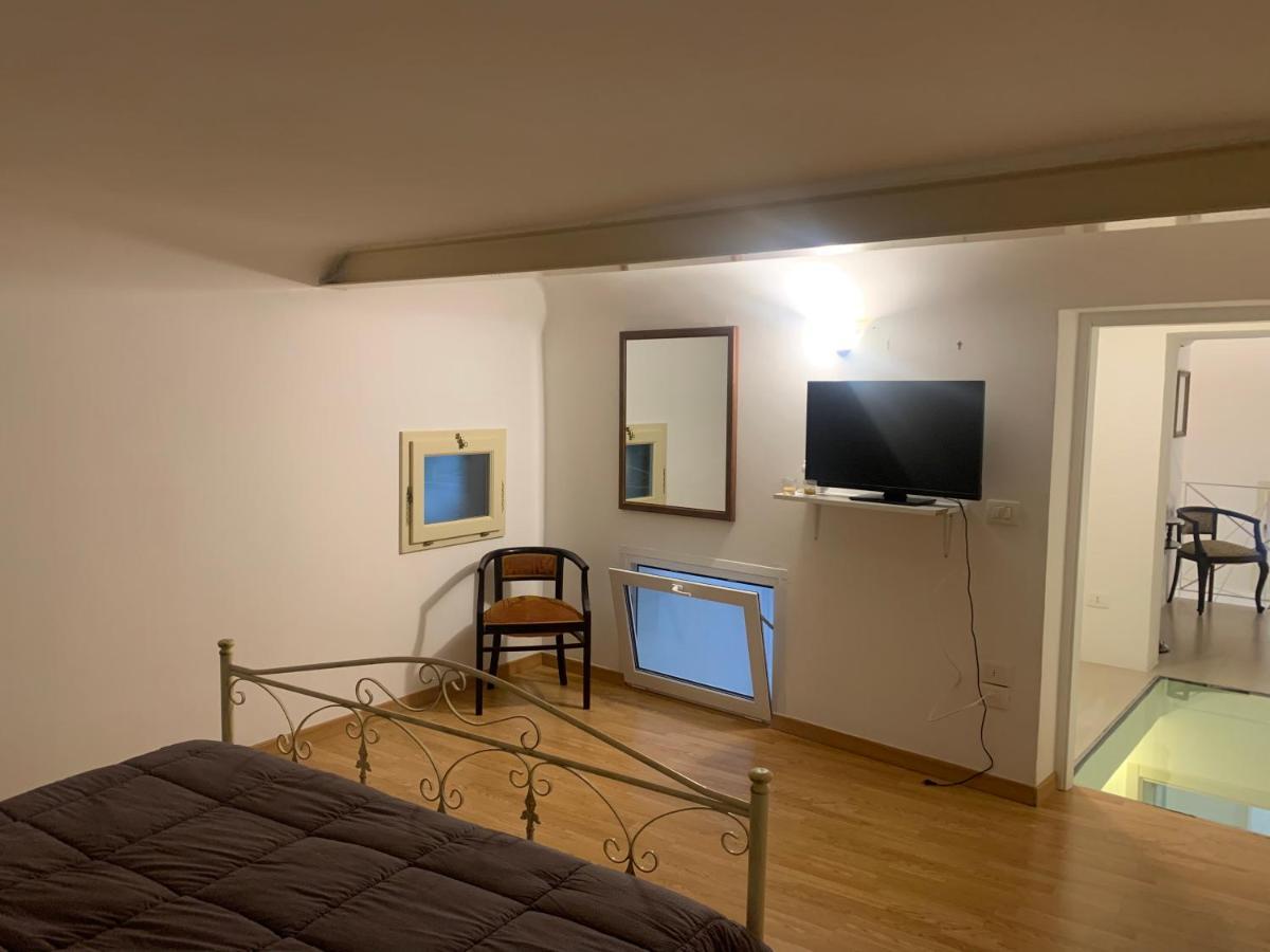 La Casa Di Stefania 2 Centro Storico Apartment Лече Екстериор снимка