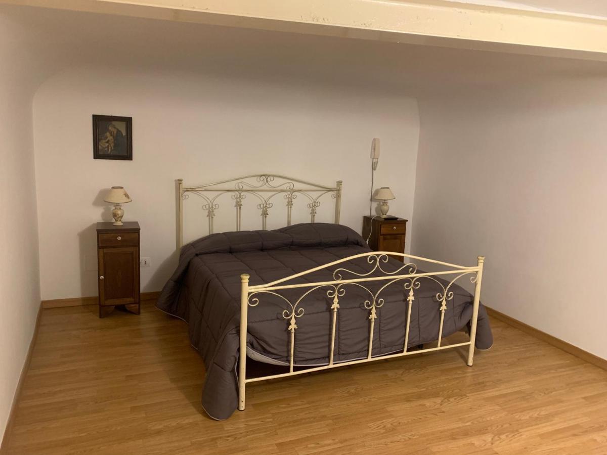 La Casa Di Stefania 2 Centro Storico Apartment Лече Екстериор снимка