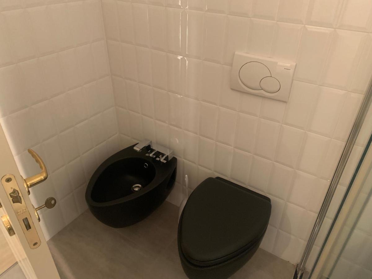 La Casa Di Stefania 2 Centro Storico Apartment Лече Екстериор снимка